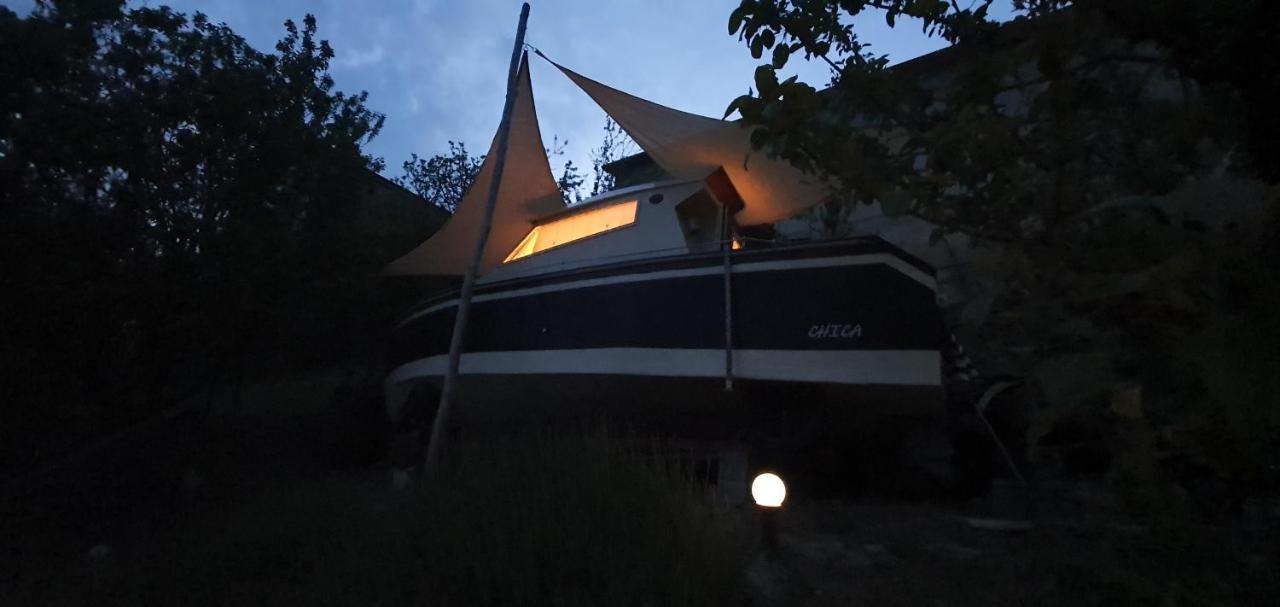 Nave Nel Bosco Acomodação com café da manhã Torresina Exterior foto